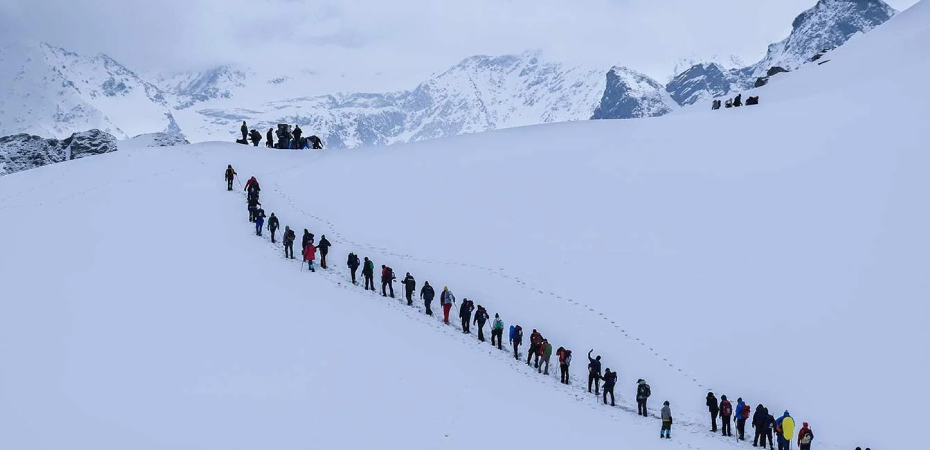 Sar Pass Trek